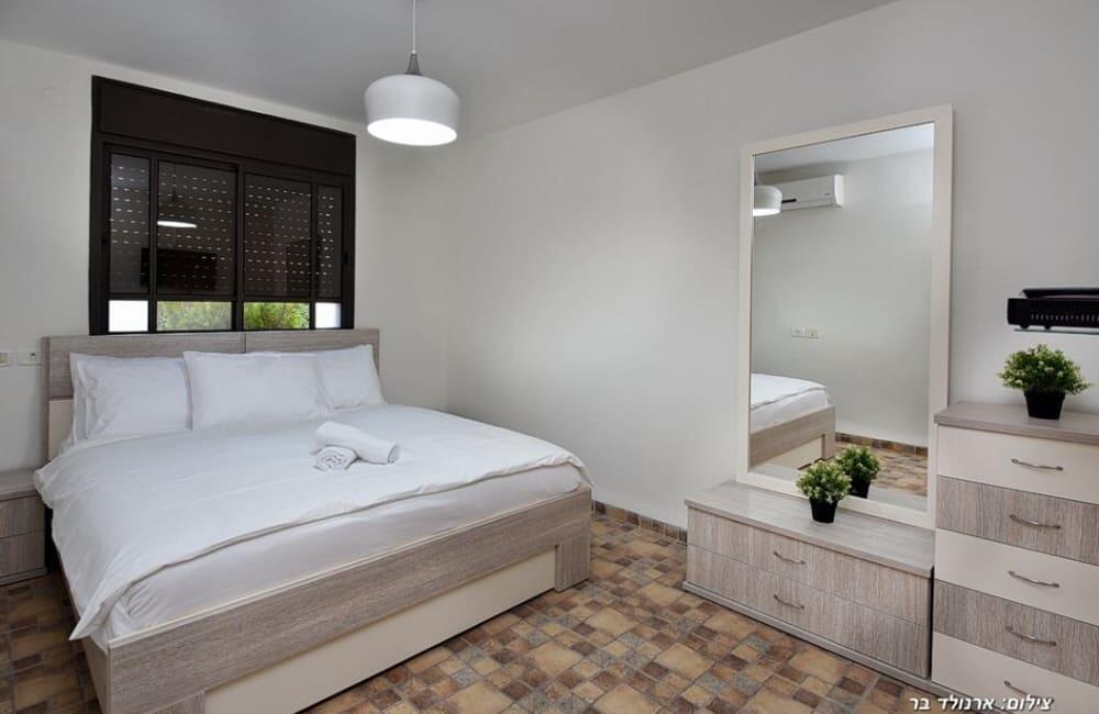 אחוזת אמור צפון  32  נופש - וי פור ויקיישן - V for Vacation