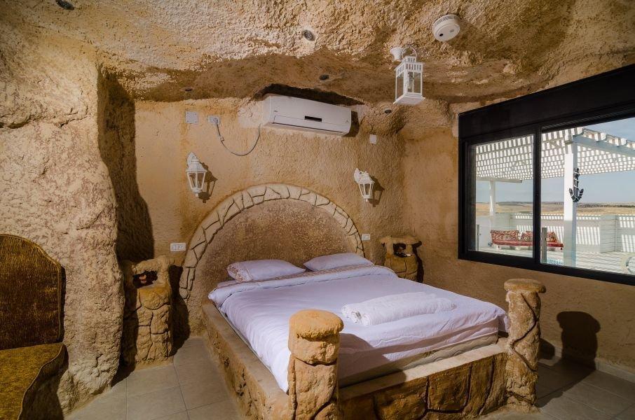 מערות נוף הצוק צפון  19  נופש - וי פור ויקיישן - V for Vacation