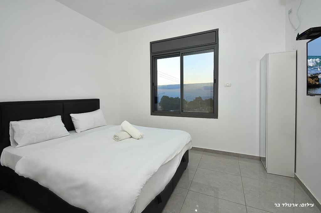 וילה קינג נוף כנרת צפון  9  נופש - וי פור ויקיישן - V for Vacation