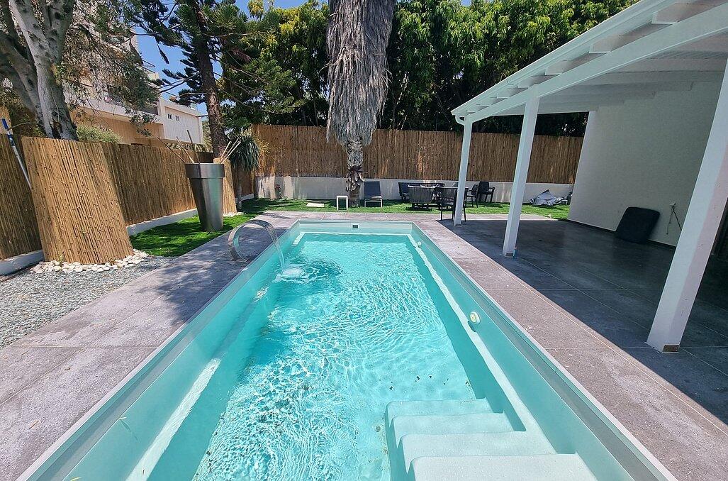 וילה פרימיום - Villa Premium מרכז  11  נופש - וי פור ויקיישן - V for Vacation