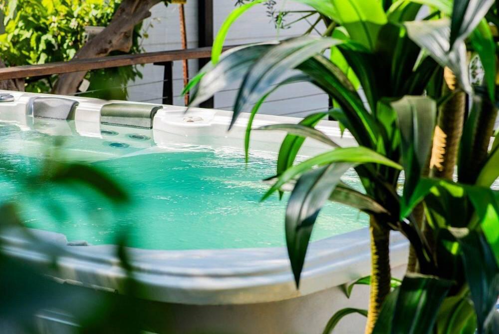 גארדן בוטיק - נופש גלילי צפון  9  נופש - וי פור ויקיישן - V for Vacation