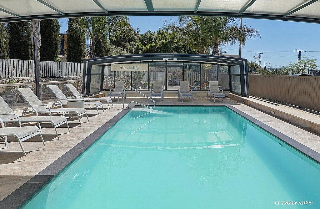 וילה ונילה צפון  25  נופש - וי פור ויקיישן - V for Vacation