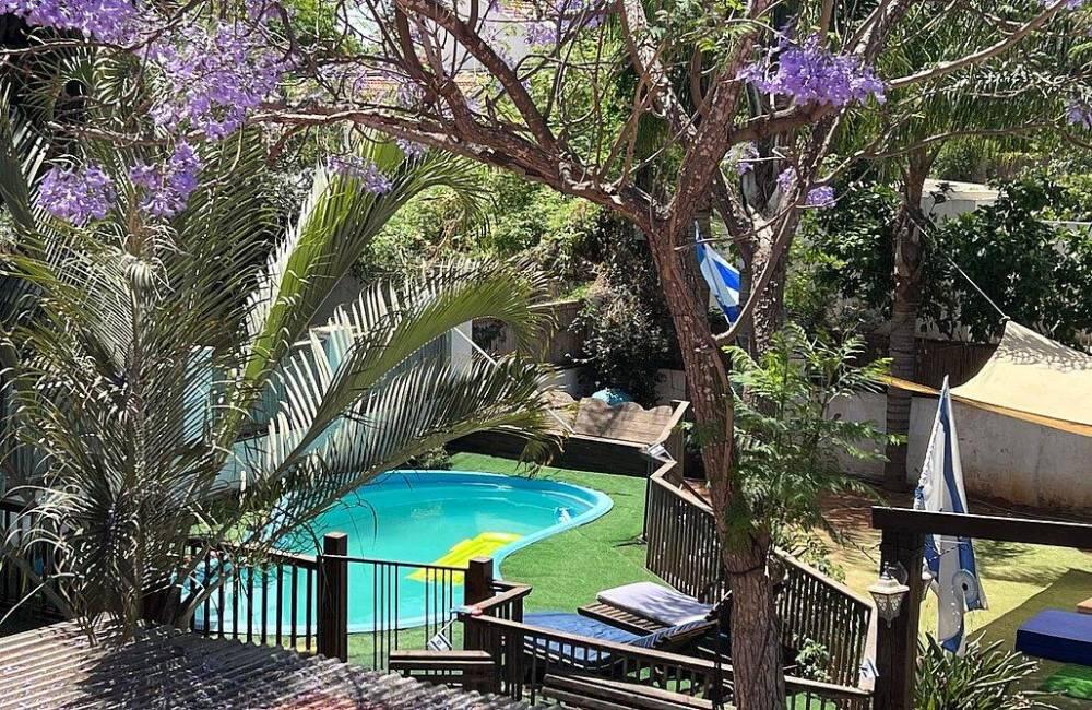 אלוהה האוס - Aloha House מרכז  1  נופש - וי פור ויקיישן - V for Vacation