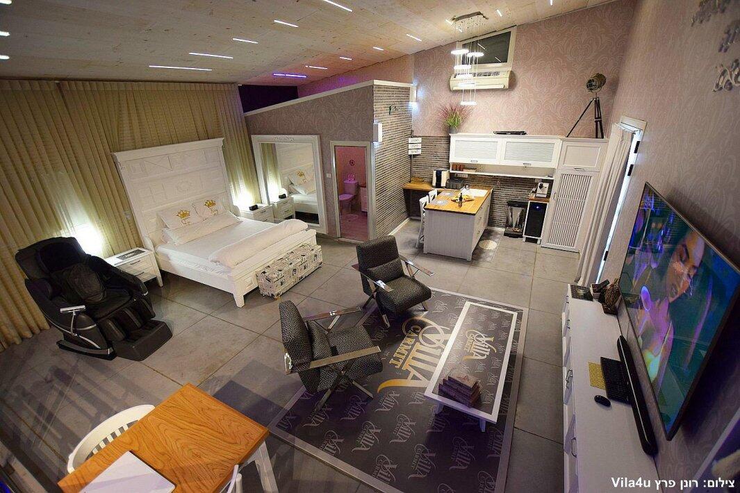 סוויטת סי בוטיק - C Boutique צפון  20  נופש - וי פור ויקיישן - V for Vacation