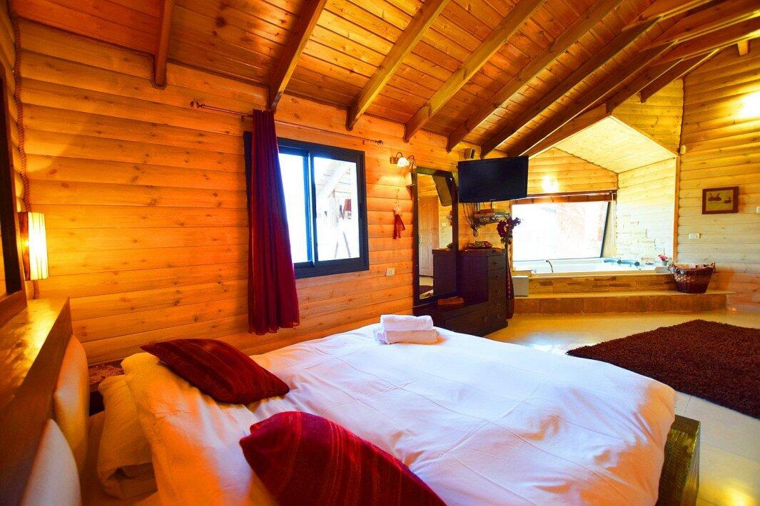 בקתות נוף אורנים צפון  14  נופש - וי פור ויקיישן - V for Vacation