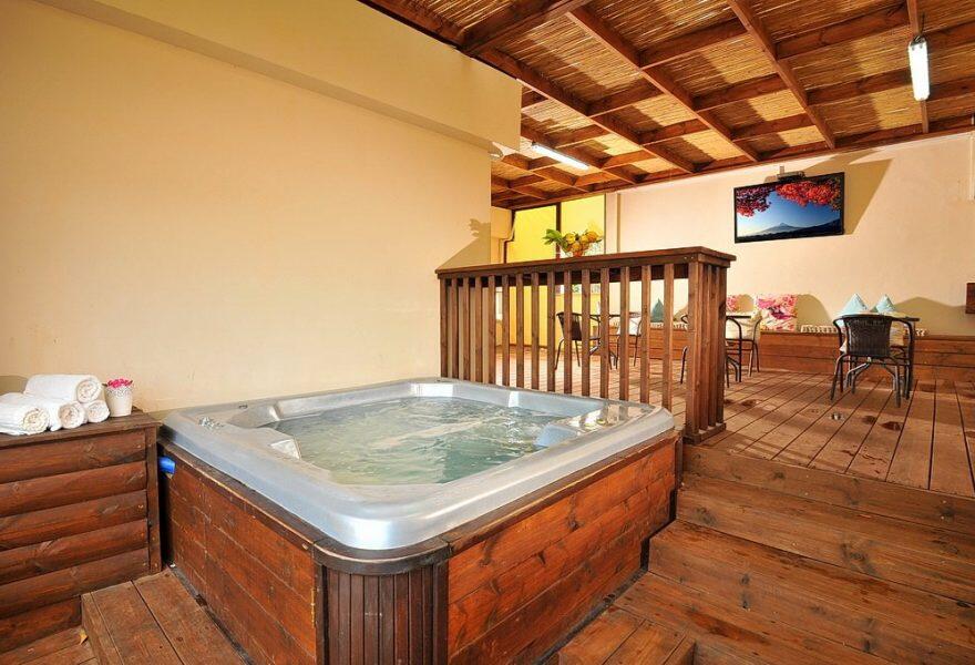 אחוזת מול כנרת צפון  12  נופש - וי פור ויקיישן - V for Vacation