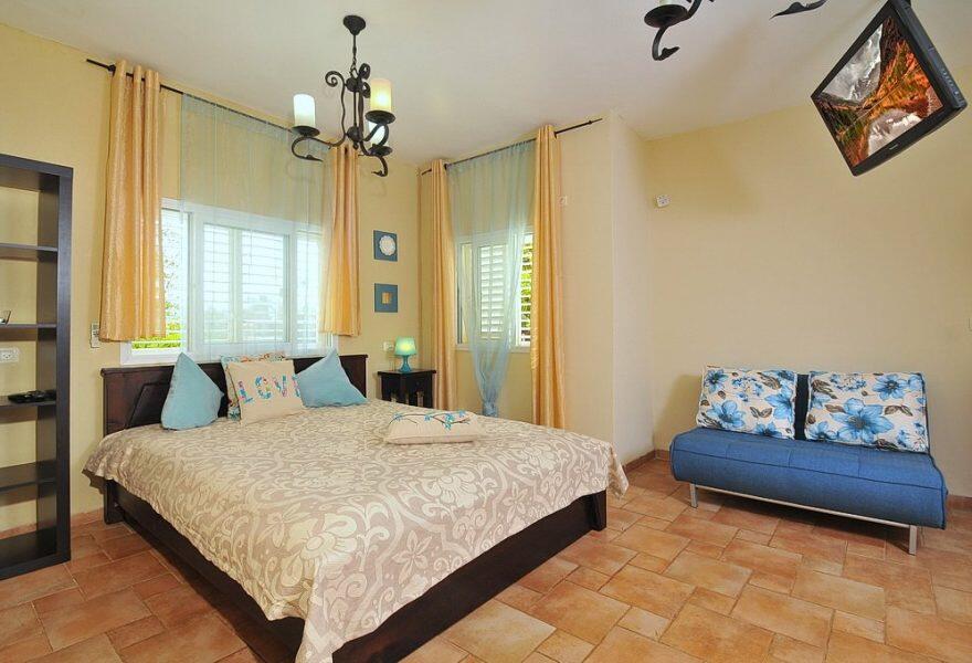 אחוזת מול כנרת צפון  10  נופש - וי פור ויקיישן - V for Vacation