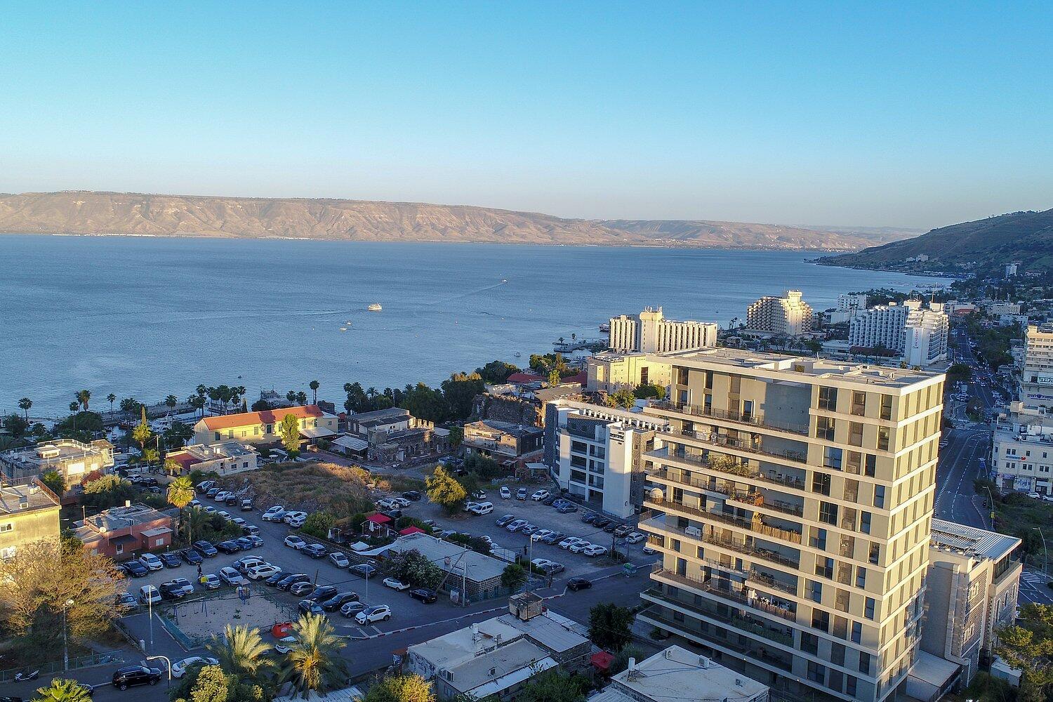 מי קאסה בכנרת צפון  1  נופש - וי פור ויקיישן - V for Vacation