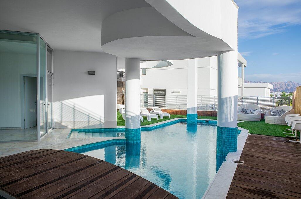 אחוזת ג'ורדן דרום  14  נופש - וי פור ויקיישן - V for Vacation