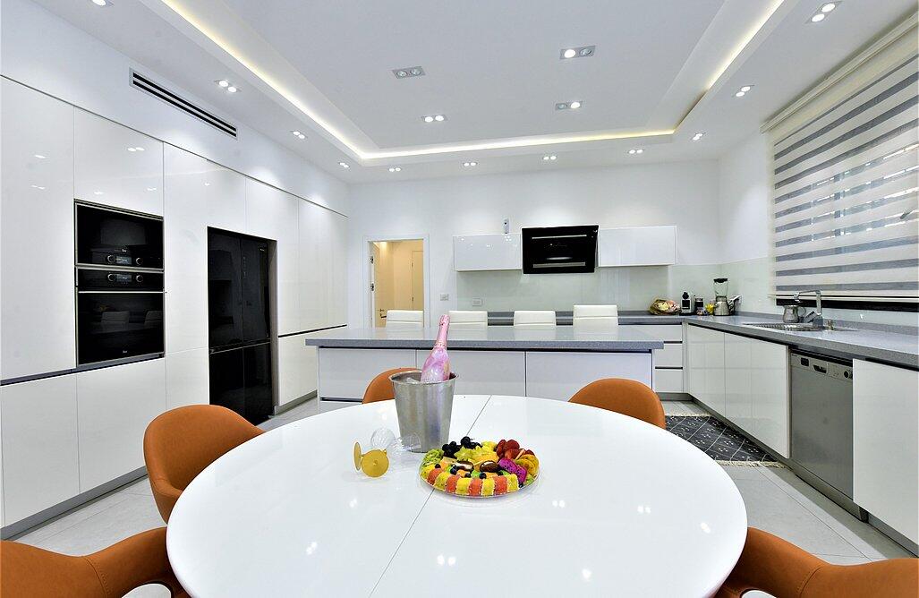 וילה ונציה דרום  38  נופש - וי פור ויקיישן - V for Vacation