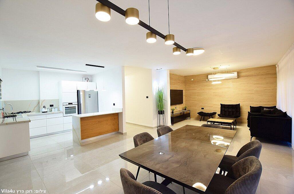 אחוזת לי-אור Li-Or צפון  9  נופש - וי פור ויקיישן - V for Vacation