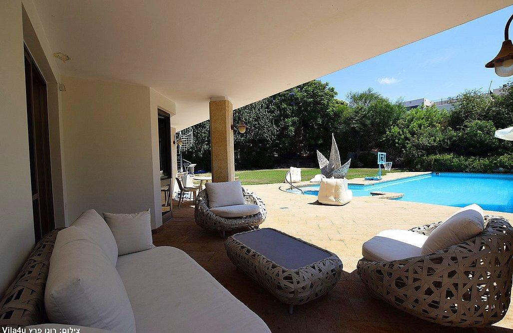 וילת לוטוס השרון מרכז  4  נופש - וי פור ויקיישן - V for Vacation