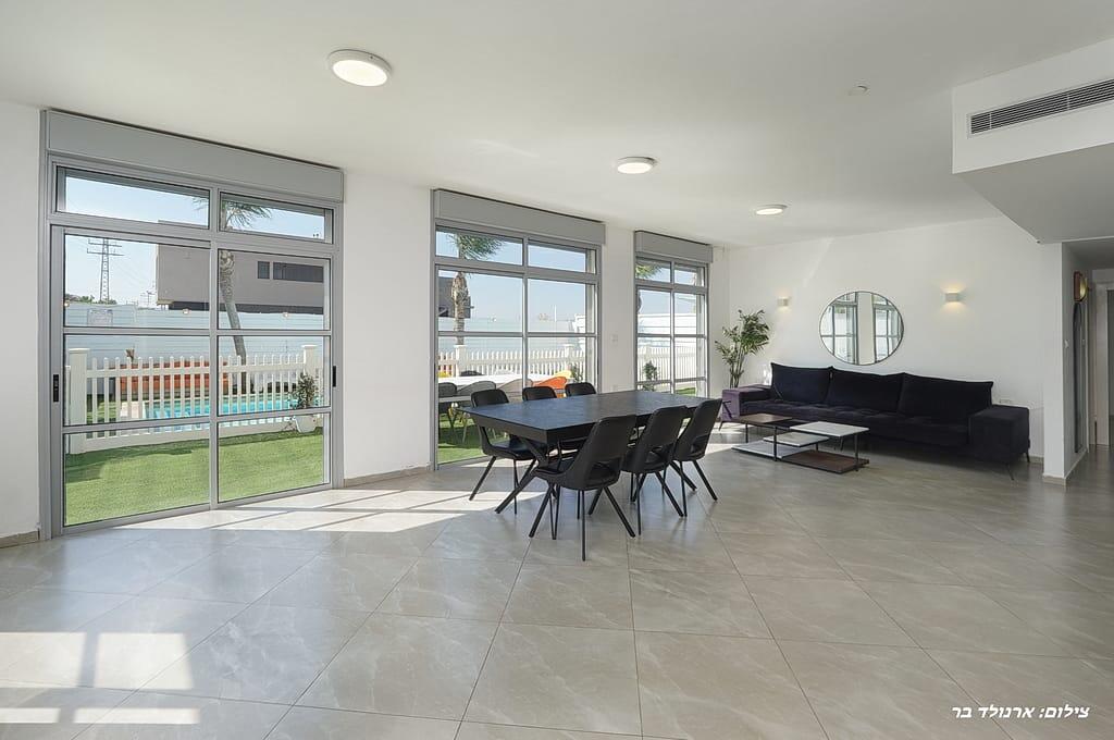 וילה דקל כחול צפון  11  נופש - וי פור ויקיישן - V for Vacation