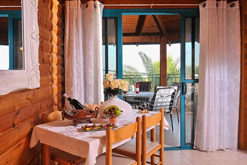 נווה אילה - סוויטות יוקרה צפון  6  נופש - וי פור ויקיישן - V for Vacation