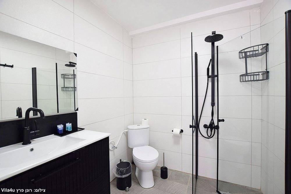 אחוזת נוף ים צפון  14  נופש - וי פור ויקיישן - V for Vacation