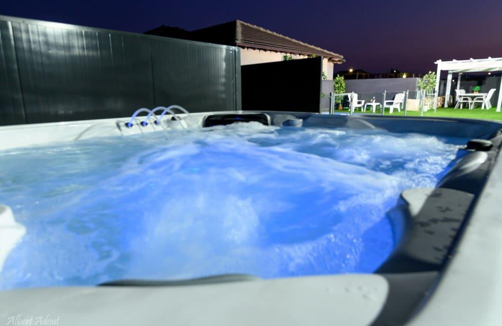 וילה דיאמנטה צפון  4  נופש - וי פור ויקיישן - V for Vacation