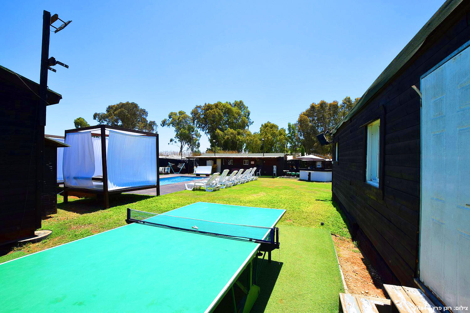 שדות אירוח בטבע מרכז  8  נופש - וי פור ויקיישן - V for Vacation