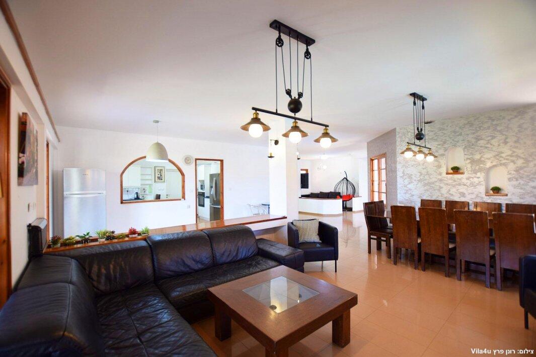 אחוזת קסם במושבה צפון  11  נופש - וי פור ויקיישן - V for Vacation