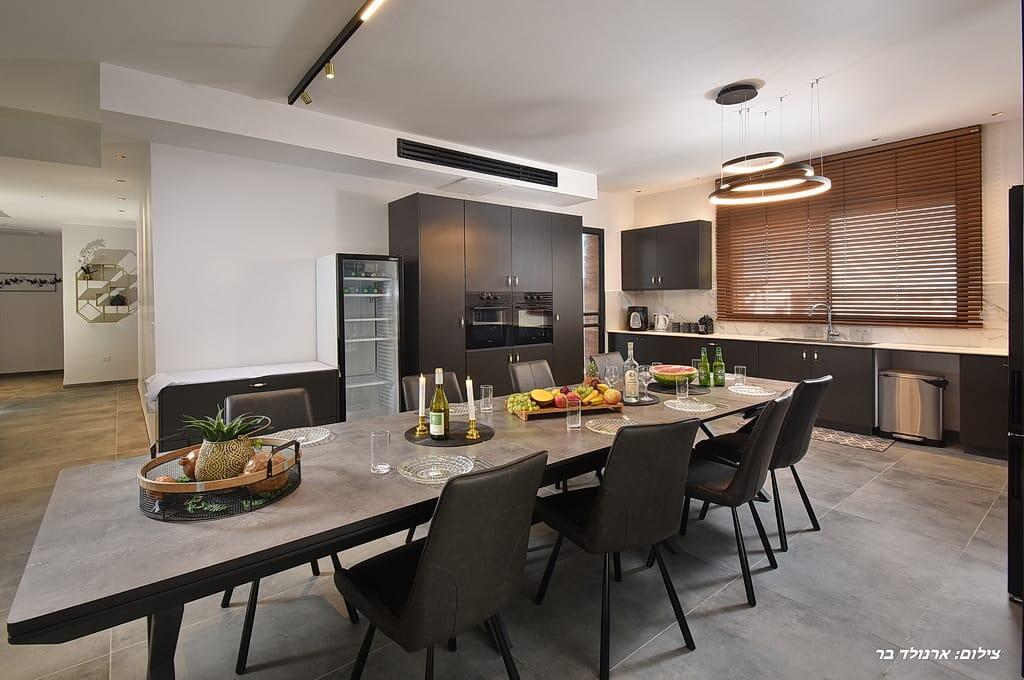 אחוזת ינון צפון  8  נופש - וי פור ויקיישן - V for Vacation