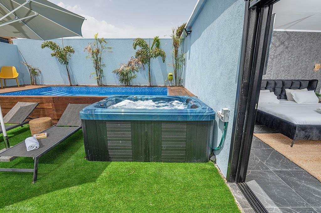 רפאל רויאל צפון  6  נופש - וי פור ויקיישן - V for Vacation