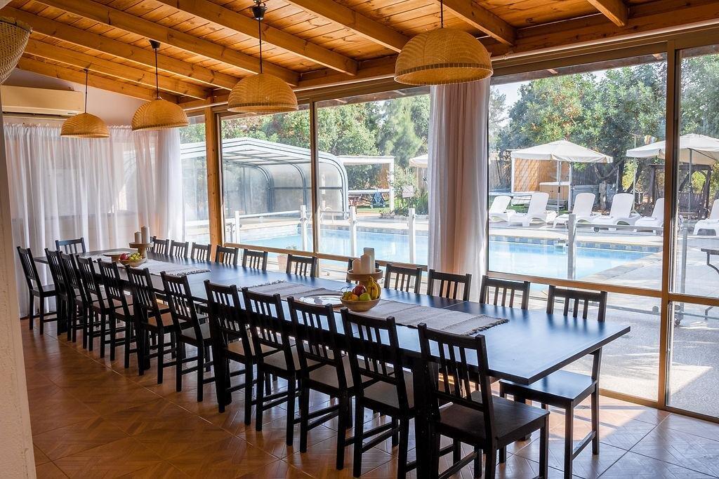 וילה פרובנס צפון  27  נופש - וי פור ויקיישן - V for Vacation