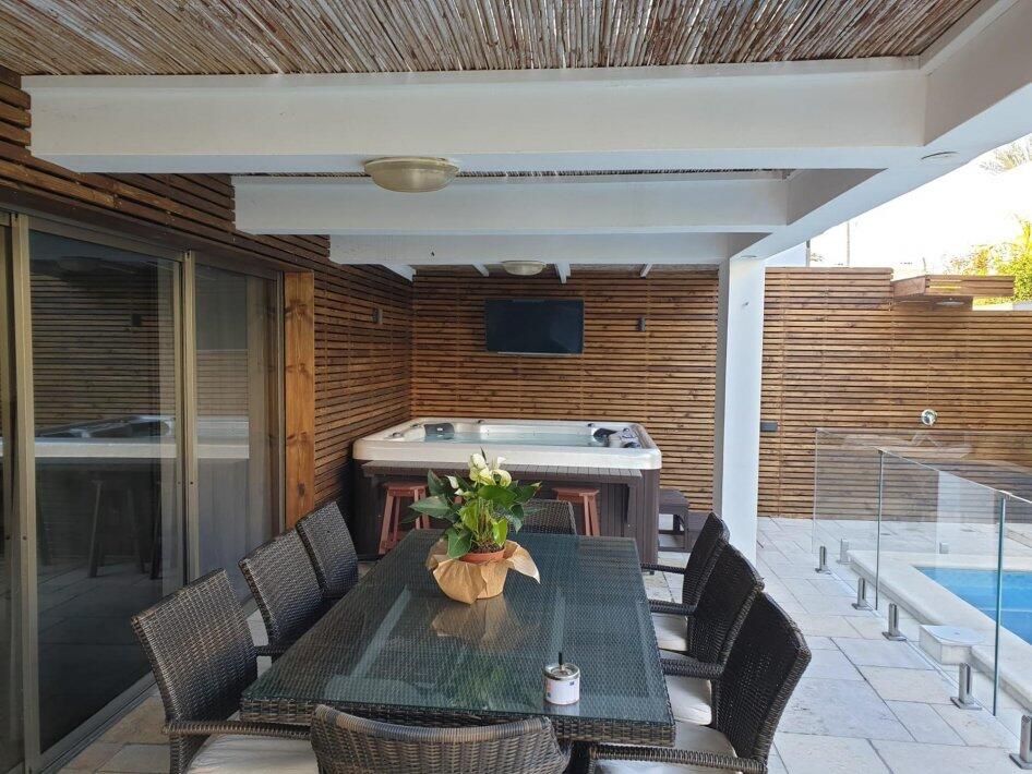 וילה מזל מרכז  18  נופש - וי פור ויקיישן - V for Vacation