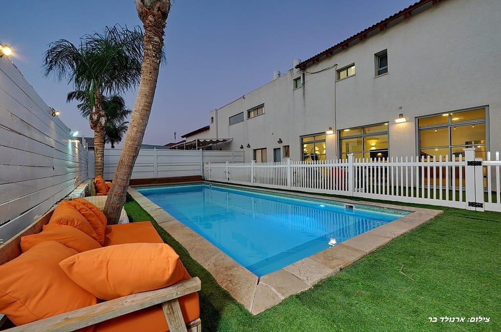 וילה דקל כחול צפון  48  נופש - וי פור ויקיישן - V for Vacation