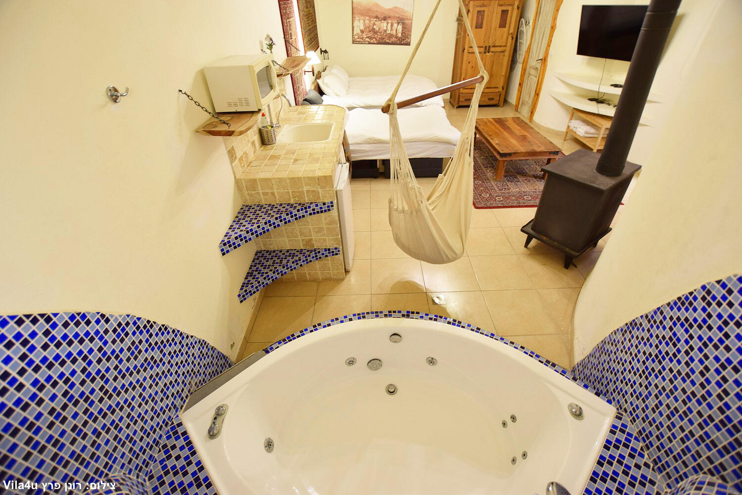 וילה בית הלוגים צפון  26  נופש - וי פור ויקיישן - V for Vacation