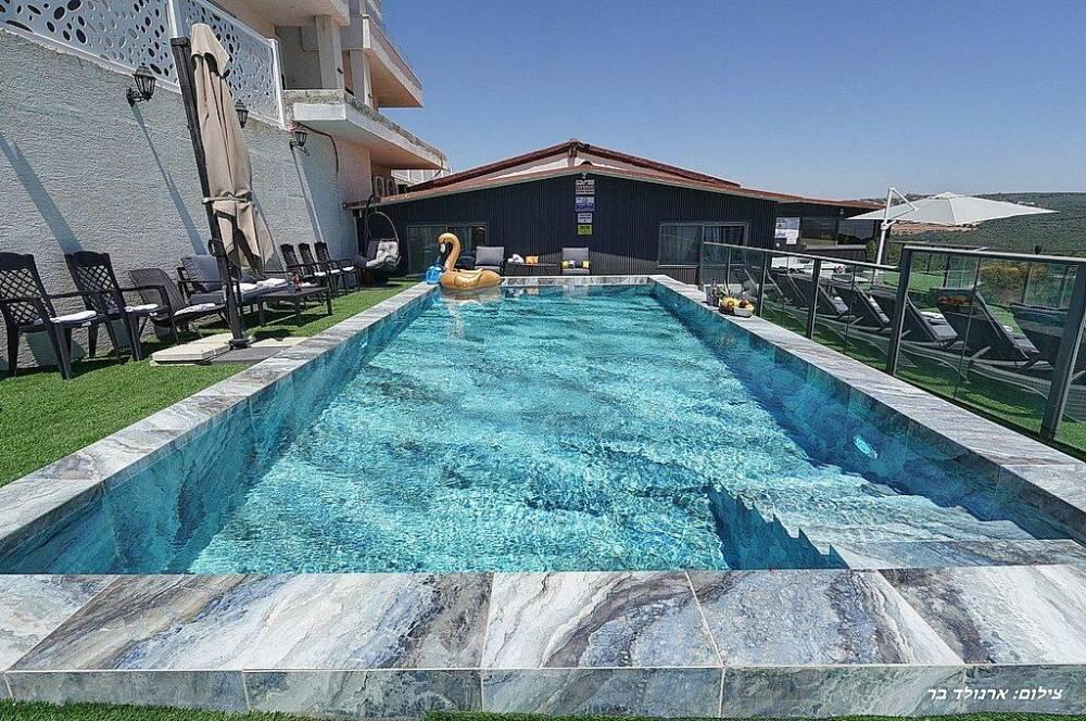 אחוזת אורפז צפון  27  נופש - וי פור ויקיישן - V for Vacation