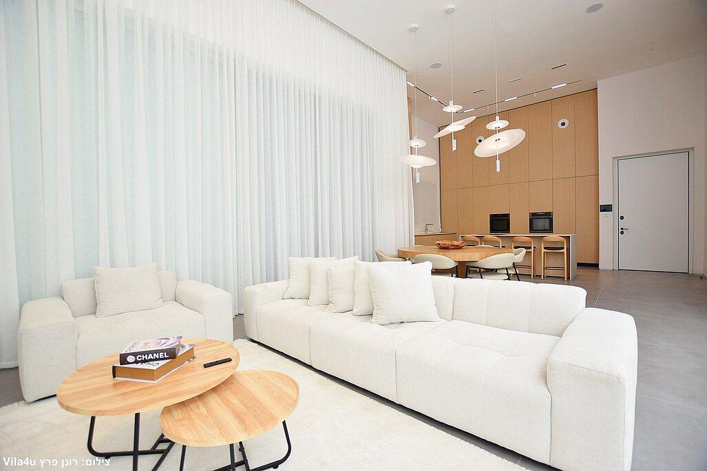 וילה אימפריה קיסריה מרכז  7  נופש - וי פור ויקיישן - V for Vacation