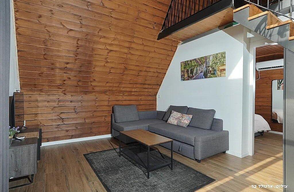 אחוזת קמפניה נירה - Campagna Nera צפון  24  נופש - וי פור ויקיישן - V for Vacation