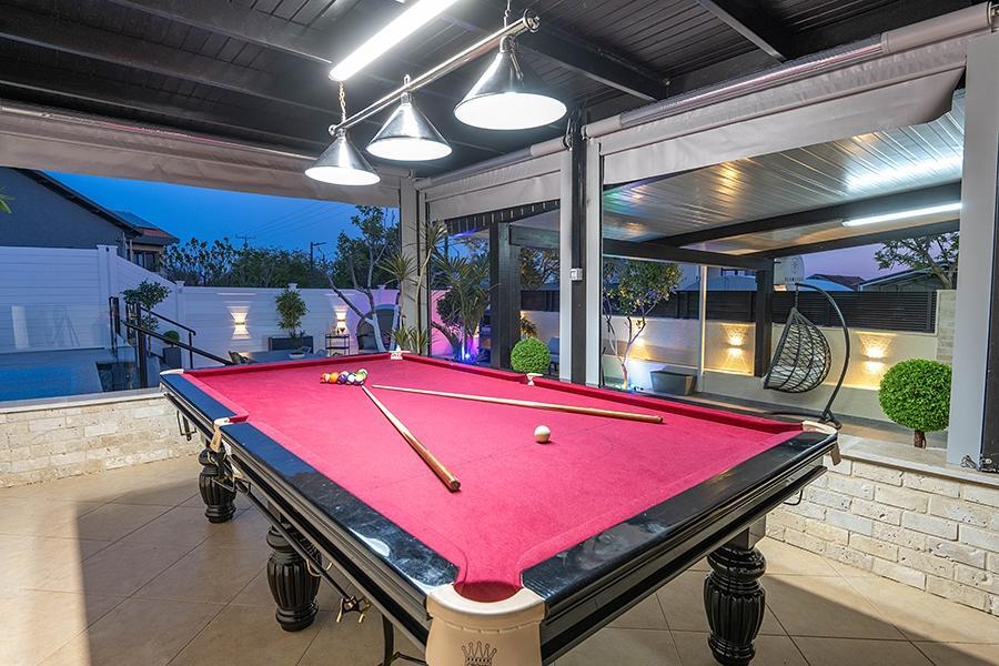 וילה פלואלס בוטיק צפון  6  נופש - וי פור ויקיישן - V for Vacation