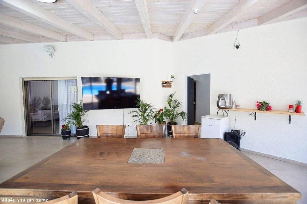 וילה אלין צפון  14  נופש - וי פור ויקיישן - V for Vacation