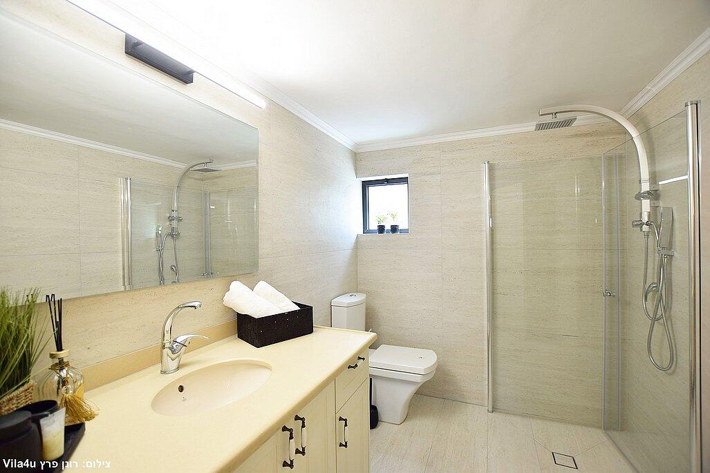 סוויטות הבוסתן הגלילי צפון  11  נופש - וי פור ויקיישן - V for Vacation