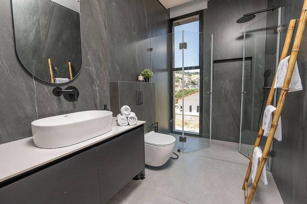 וילה רויאל טווינס בוטיק צפון  32  נופש - וי פור ויקיישן - V for Vacation