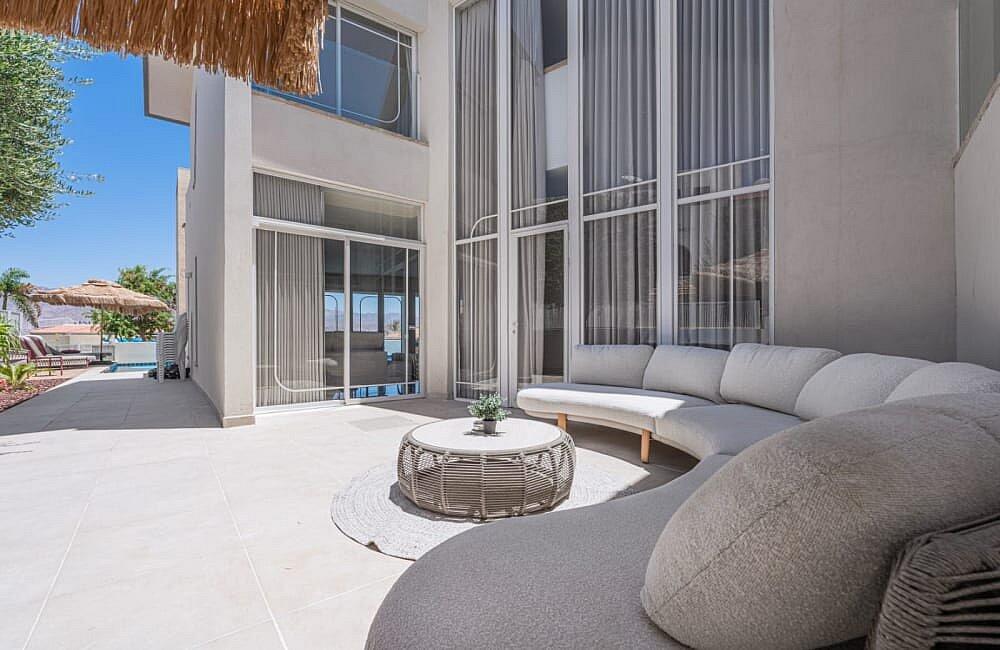 וילה קטלינה דרום  26  נופש - וי פור ויקיישן - V for Vacation