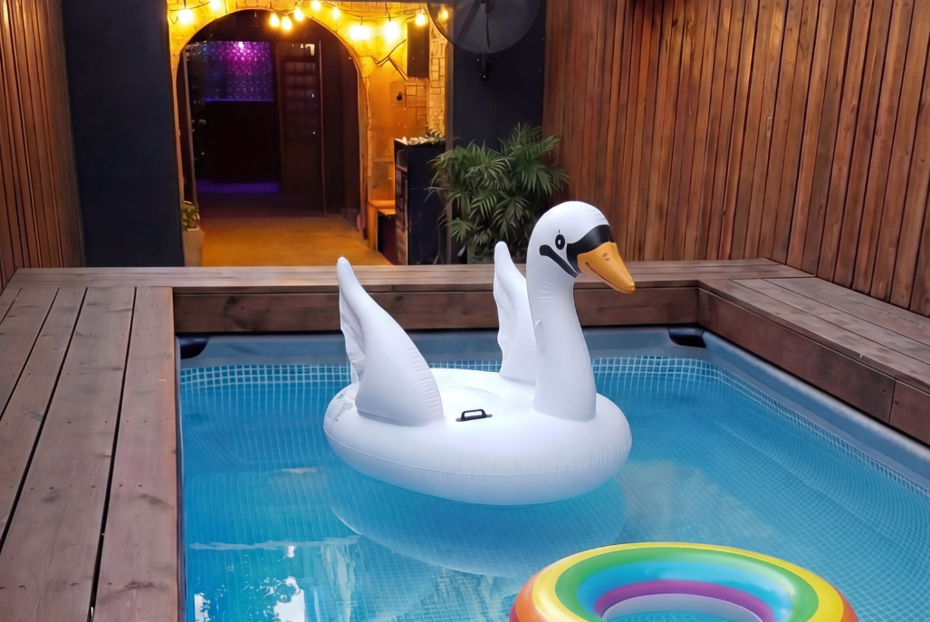 פור איוונטס - Four events מרכז  5  לופט 4 יו