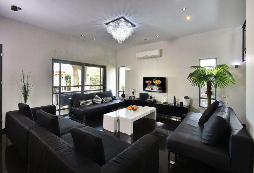 וילה שחור לבן צפון  5  נופש - וי פור ויקיישן - V for Vacation