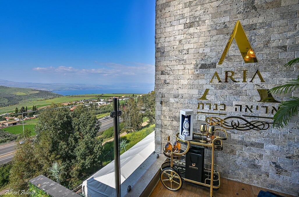 וילה קינג פאלאס טבריה צפון  7  נופש - וי פור ויקיישן - V for Vacation