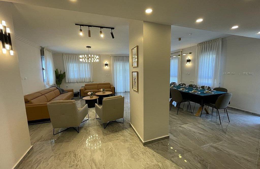 וילה באיילות מרכז  8  נופש - וי פור ויקיישן - V for Vacation