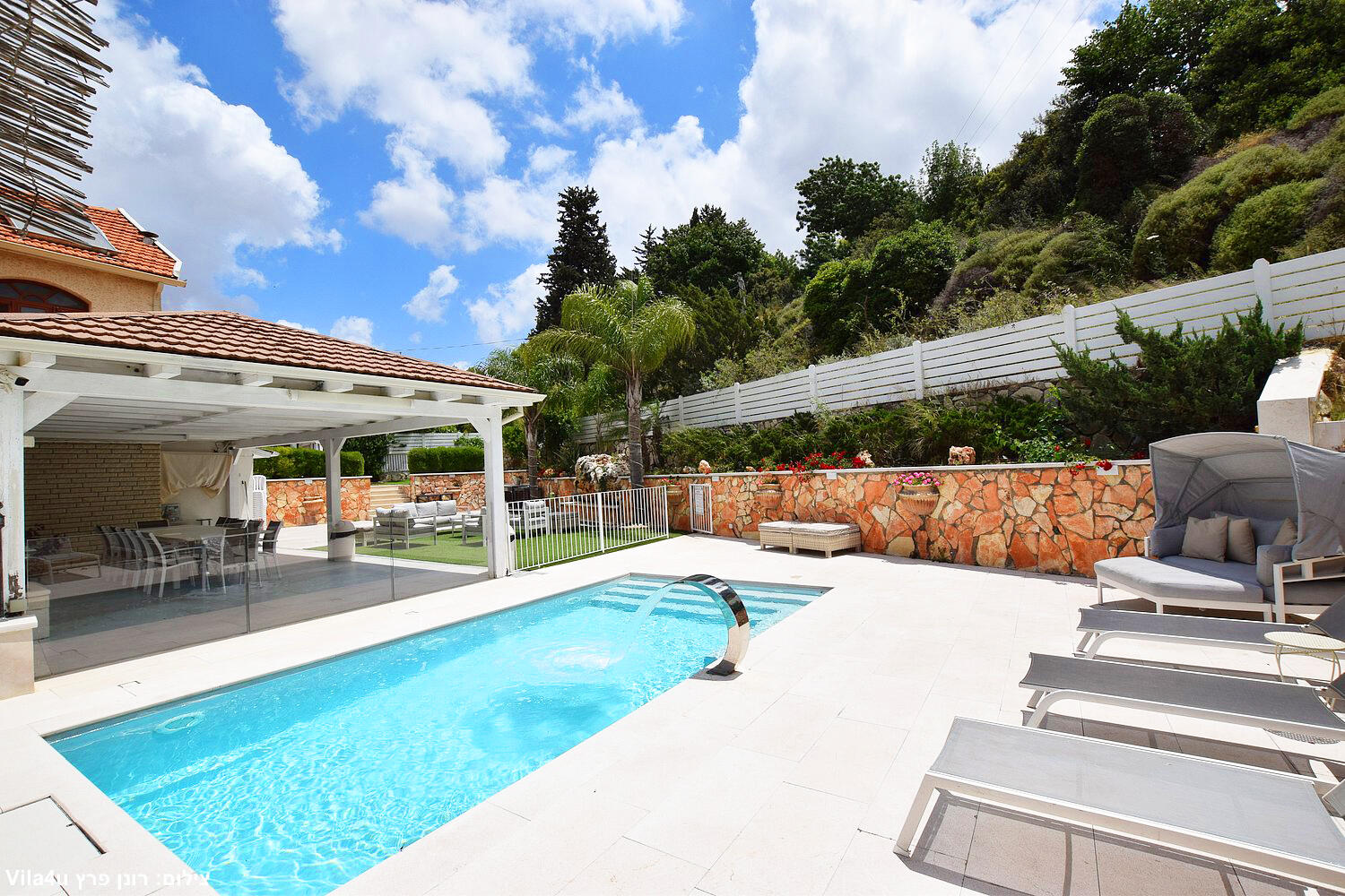 סוויטות רומאנס צפון  16  נופש - וי פור ויקיישן - V for Vacation