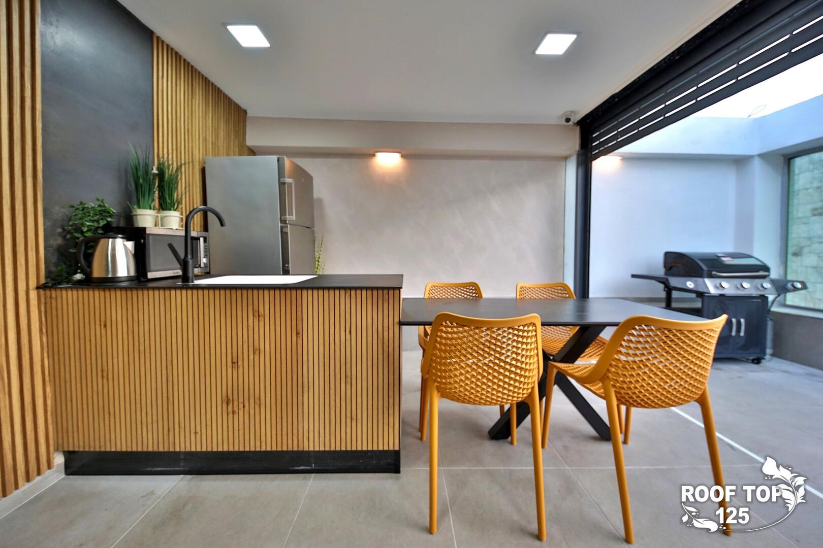 רוף טופ 125 צפון  16  לופט 4 יו