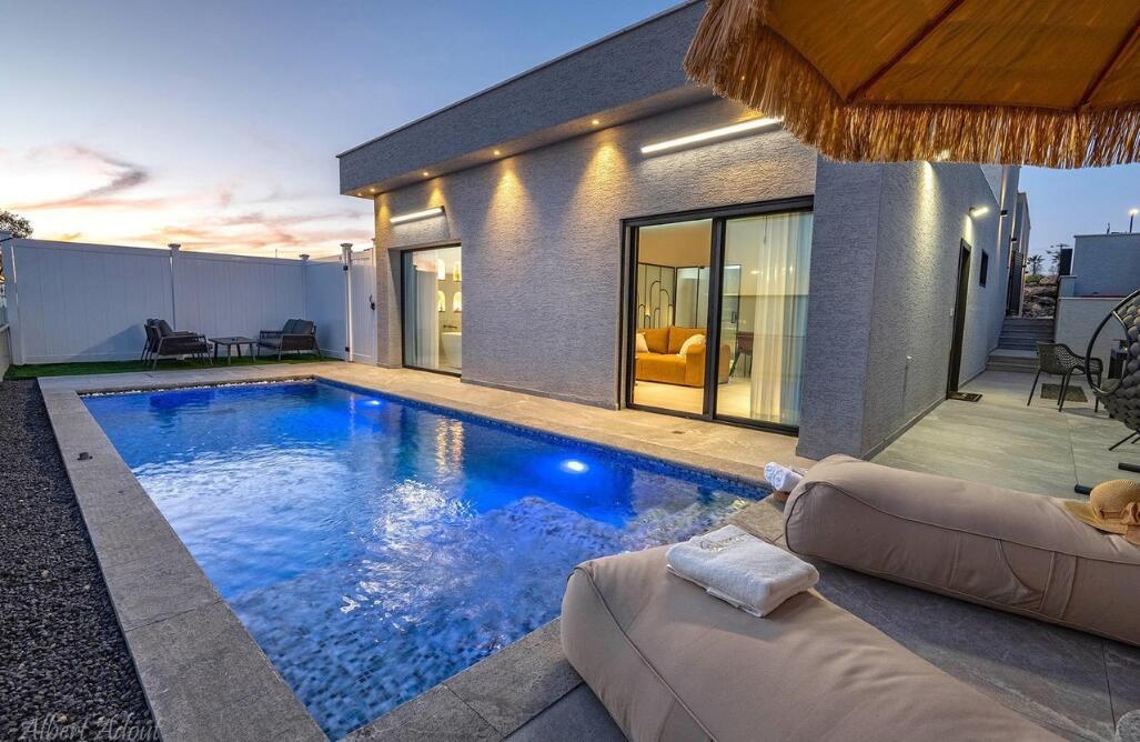 ארקו סוויט צפון  7  נופש - וי פור ויקיישן - V for Vacation