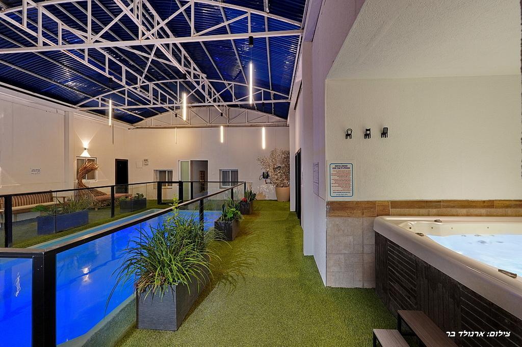 דון ליאון בוטיק צפון  48  נופש - וי פור ויקיישן - V for Vacation