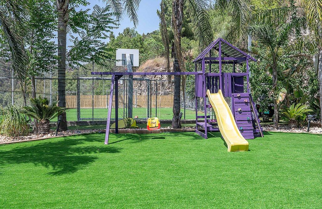 גני הצוק - וילת אירוח צפון  2  נופש - וי פור ויקיישן - V for Vacation