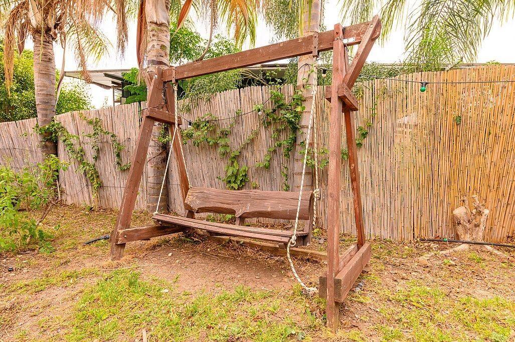 בינות תמרים מרכז  33  נופש - וי פור ויקיישן - V for Vacation