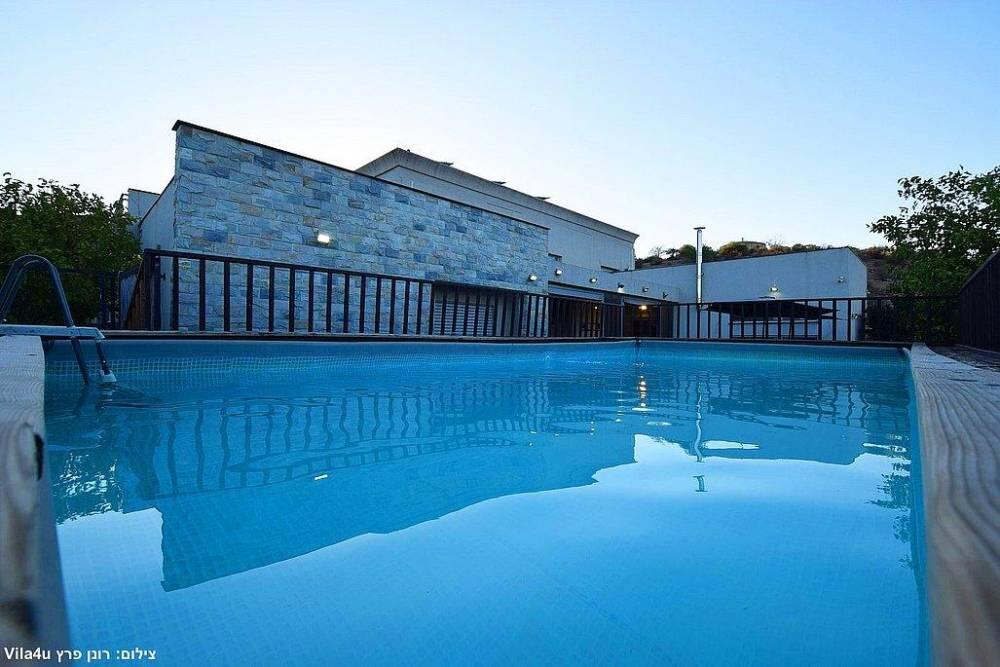 אחוזת אטואל צפון  31  נופש - וי פור ויקיישן - V for Vacation