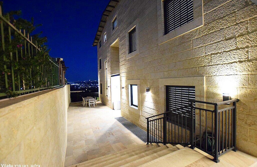 וילה נווה שמואל אינדיגו מרכז  29  נופש - וי פור ויקיישן - V for Vacation