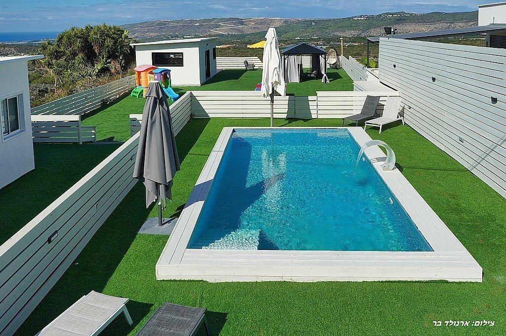 אחוזת הלל צפון  50  נופש - וי פור ויקיישן - V for Vacation