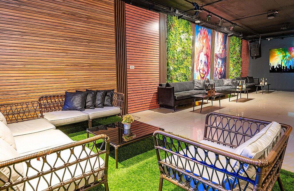 מתחם אירועים רוז גולד - Rose Gold מרכז  9  לופט 4 יו